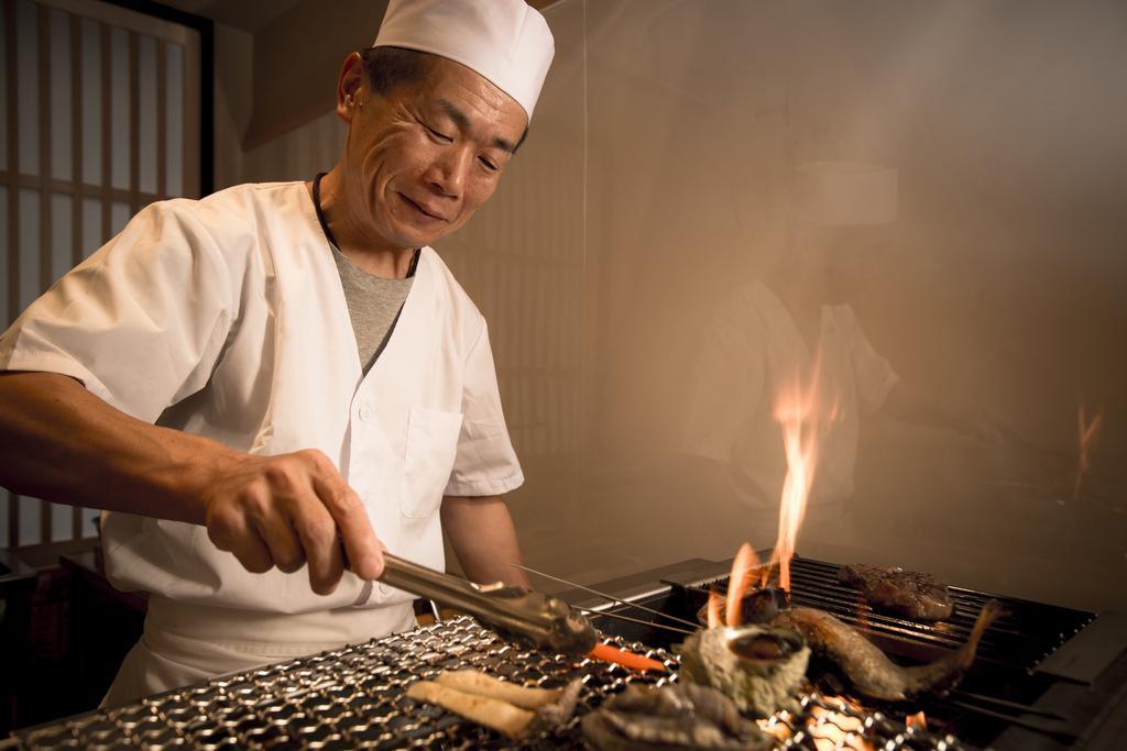 Отель Kinosaki Onsen Hanakouji Saigetsu Тоёока Экстерьер фото